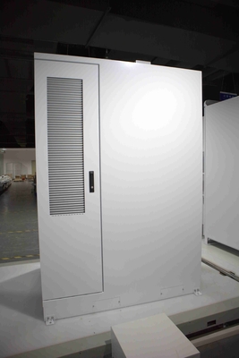 120KWH Endüstriyel Pil Enerji Depolama Sistemi IP55 İç ve Dış Koruma
